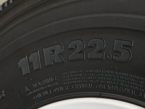 Used 2019 Ford F750 2WD Regular Cab Super Duty image 51