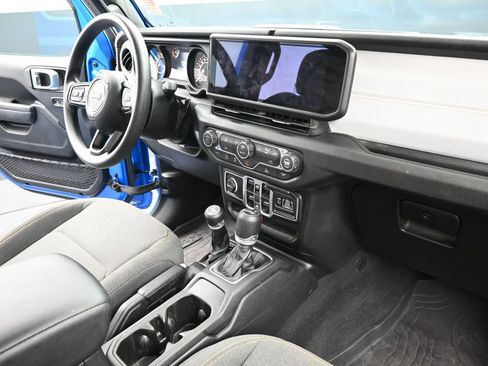 Used 2026 Jeep Wrangler Unlimited Sport AWD/4WD image 29