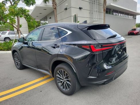 Certified 2024 Lexus NX 250 FWD w/ Towing Package (2000 Lbs) image 4