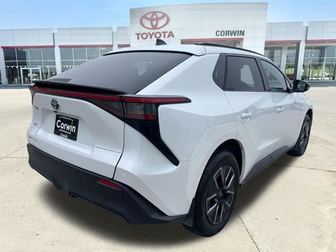Used 2026 Toyota bZ AWD/4WD image 5