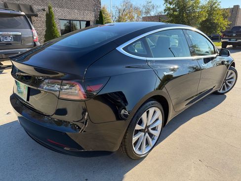 Used 2020 Tesla Model 3 image 5
