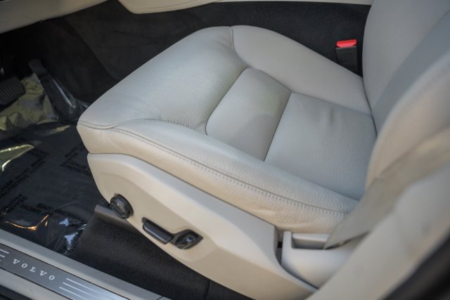 Certified 2025 Volvo XC90 T8 Plus w/ Protection Package Premier AWD/4WD image 34