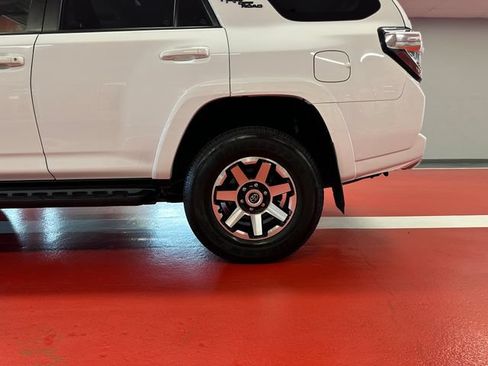 Used 2024 Toyota 4Runner TRD Off-Road Premium w/ Off Road Premium Plus Package AWD/4WD image 26