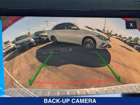 New 2025 Volkswagen Jetta SE image 17