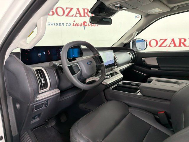 Used 2026 Ford Expedition Max Active RWD image 16