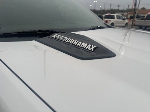 Used 2021 Chevrolet Silverado 3500 LT w/ Remote Start Package image 5