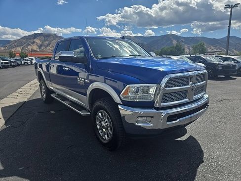 Used 2014 RAM 2500 Laramie w/ Convenience Group AWD/4WD image 3