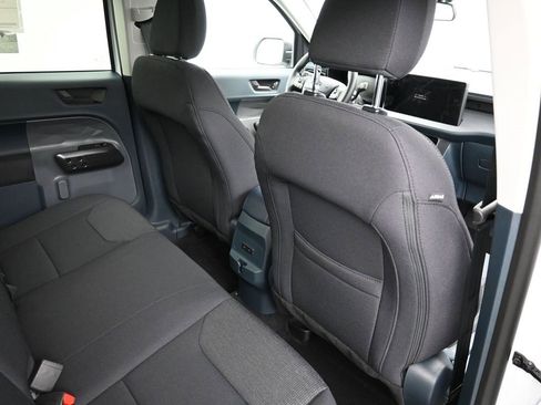 New 2025 Ford Maverick XL image 28