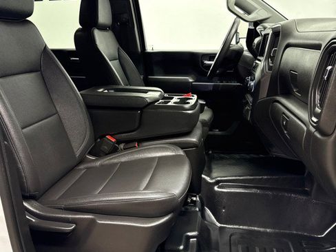 Used 2024 Chevrolet Silverado 3500 W/T image 25