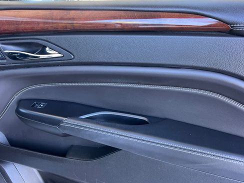 Used 2016 Cadillac SRX Luxury w/ Driver Awareness Package AWD/4WD image 19