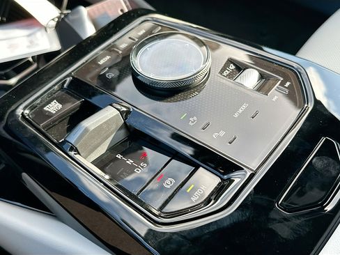 New 2026 BMW 530i w/ M Sport Package RWD image 14