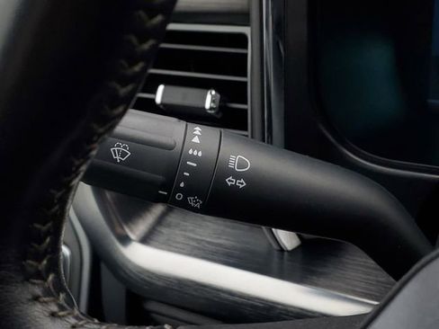 Certified 2023 Ford F450 Lariat w/ Lariat Ultimate Package image 18