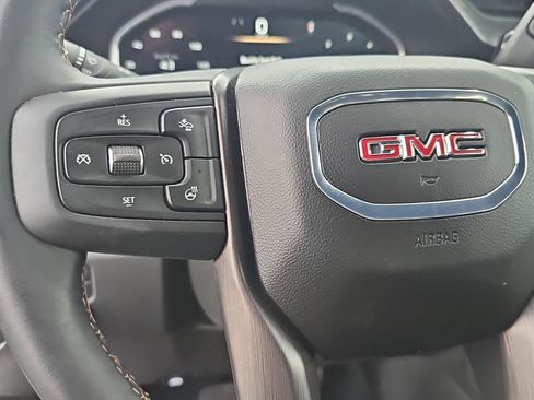 Used 2025 GMC Sierra 2500 AT4 image 21