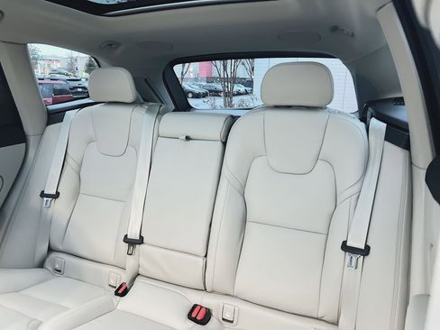 New 2026 Volvo XC60 B5 Ultra w/ Protection Package Premier image 25