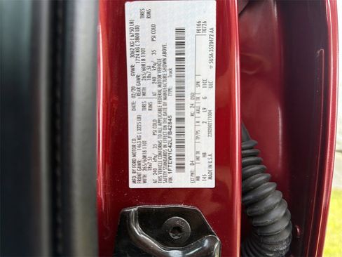 Used 2020 Ford F150 Lariat w/ Trailer Tow Package image 40