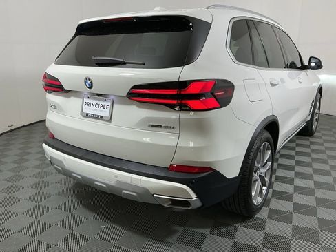 Certified 2026 BMW X5 sDrive40i w/ Climate Comfort Package RWD image 5