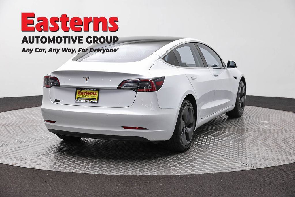 Used 2018 Tesla Model 3 Long Range RWD image 5