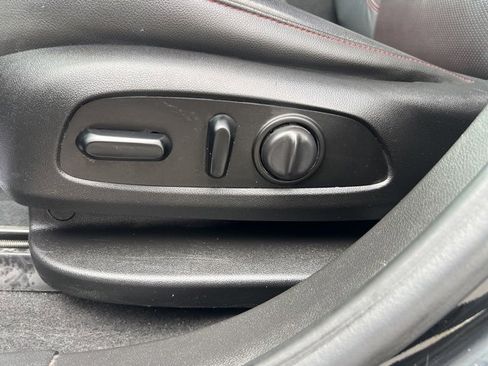 Used 2019 Chevrolet Blazer RS image 14