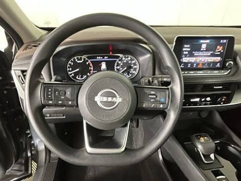 Used 2023 Nissan Rogue SV AWD/4WD image 15