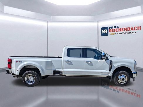 Used 2024 Ford F350 Lariat w/ Lariat Ultimate Package AWD/4WD image 3