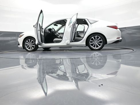 Used 2025 Acura Integra image 48