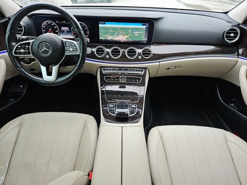 Used 2020 Mercedes-Benz E 350 Sedan image 16