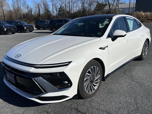 Certified 2024 Hyundai Sonata Limited image 2
