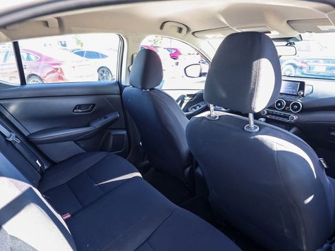Used 2025 Nissan Sentra S image 16