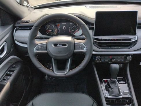 New 2026 Jeep Compass Latitude AWD/4WD image 14