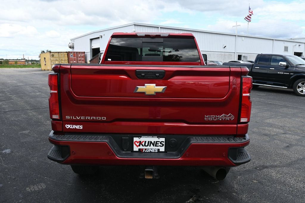 Used 2026 Chevrolet Silverado 3500 High Country w/ High Country Premium Package AWD/4WD image 11