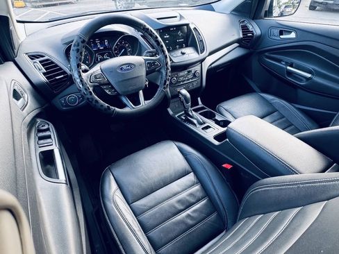Used 2018 Ford Escape SEL FWD image 12