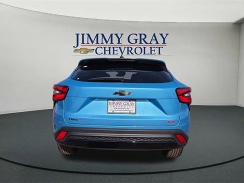 New 2026 Chevrolet Trax RS image 4