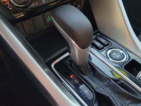 Used 2024 Mitsubishi Eclipse Cross AWD image 9