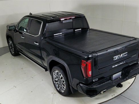 Used 2023 GMC Sierra 1500 Denali Ultimate AWD/4WD image 17