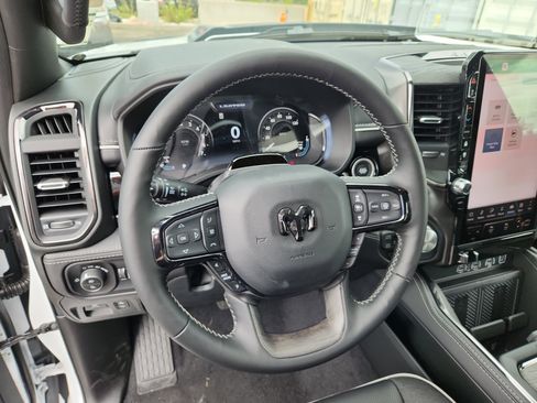 New 2025 RAM 1500 Limited image 9