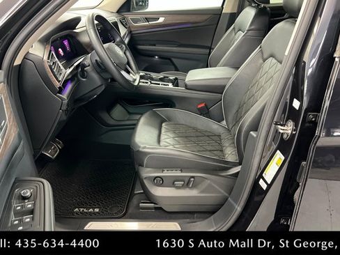 Used 2024 Volkswagen Atlas SEL Premium R-Line AWD/4WD image 17