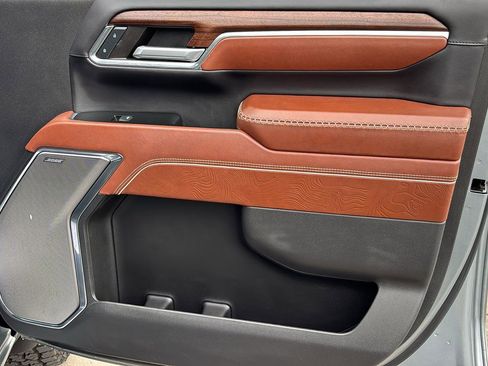 Certified 2024 GMC Sierra 2500 Denali Ultimate w/ Max Trailering Package image 23