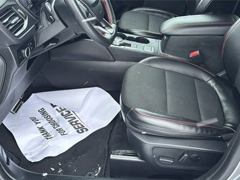 Used 2024 Ford Escape ST-Line image 24