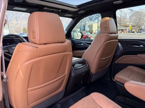 Certified 2023 Cadillac Escalade ESV Sport w/ Touring Package image 13