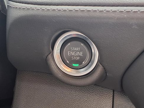 Used 2025 Chevrolet Tahoe LT AWD/4WD image 4