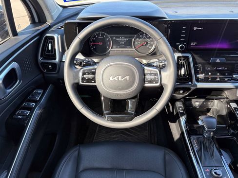 Certified 2022 Kia Sorento SX AWD/4WD image 19