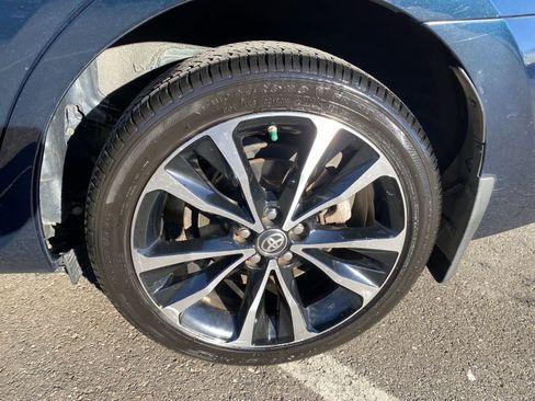 Used 2017 Toyota Corolla SE image 12