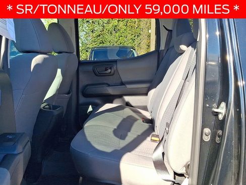 Used 2019 Toyota Tacoma 4x4 Double Cab image 10