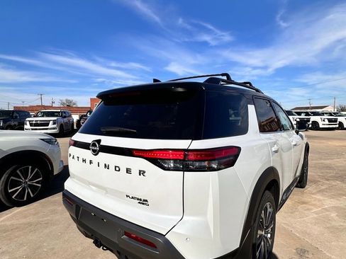New 2026 Nissan Pathfinder Platinum w/ Cargo Package image 8