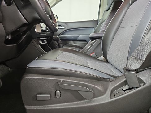 Used 2016 Chevrolet Colorado Z71 AWD/4WD image 31