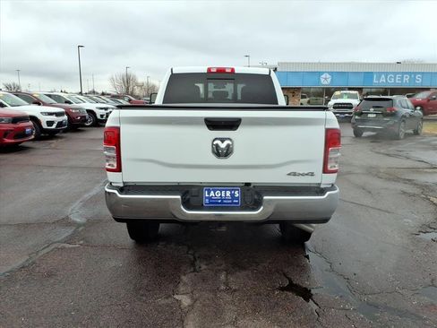 Used 2024 RAM 2500 Tradesman w/ Chrome Appearance Group image 19