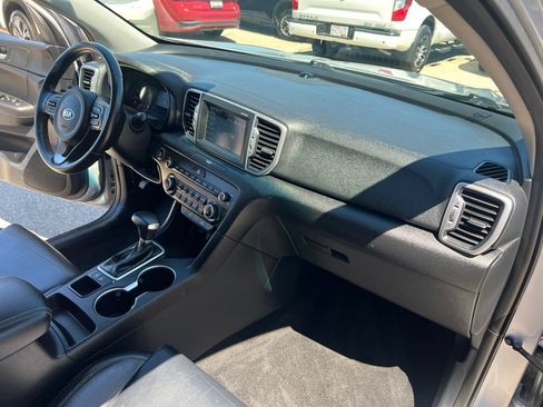 Used 2017 Kia Sportage EX FWD image 20