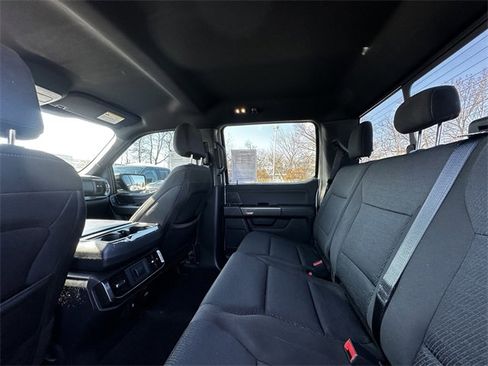 Certified 2022 Ford F150 XLT w/ Equipment Group 302A High image 18