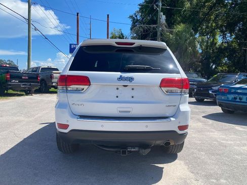 Used 2017 Jeep Grand Cherokee Limited w/ Luxury Group II AWD/4WD image 9