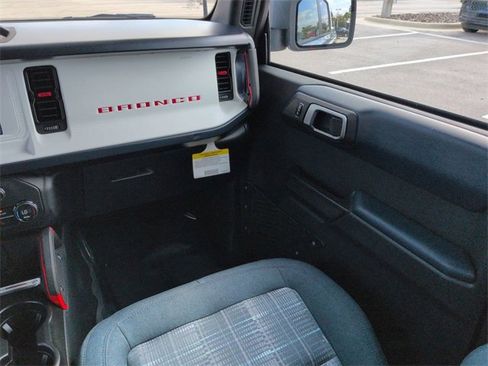 Certified 2023 Ford Bronco Heritage Edition image 16